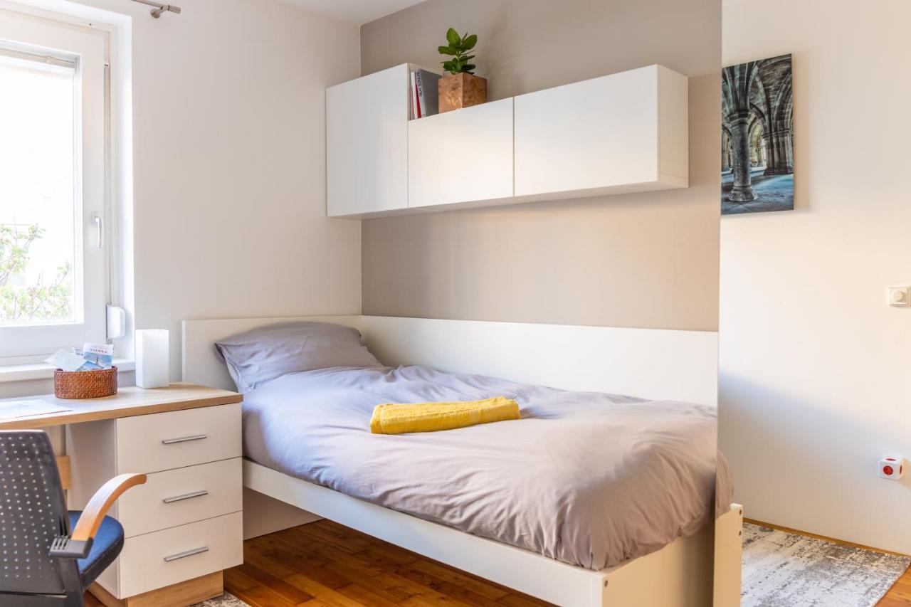 Town House Near Metro & Vienna City Center Εξωτερικό φωτογραφία