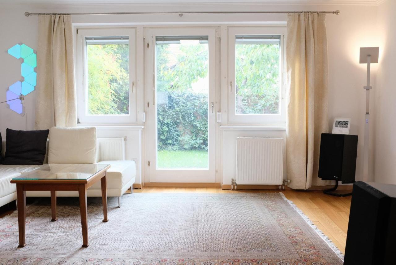 Town House Near Metro & Vienna City Center Εξωτερικό φωτογραφία